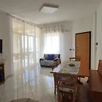 Limonello Apartment *